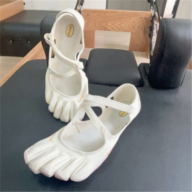 Chaussure de sport originale F - Sneaker Case avis et prix