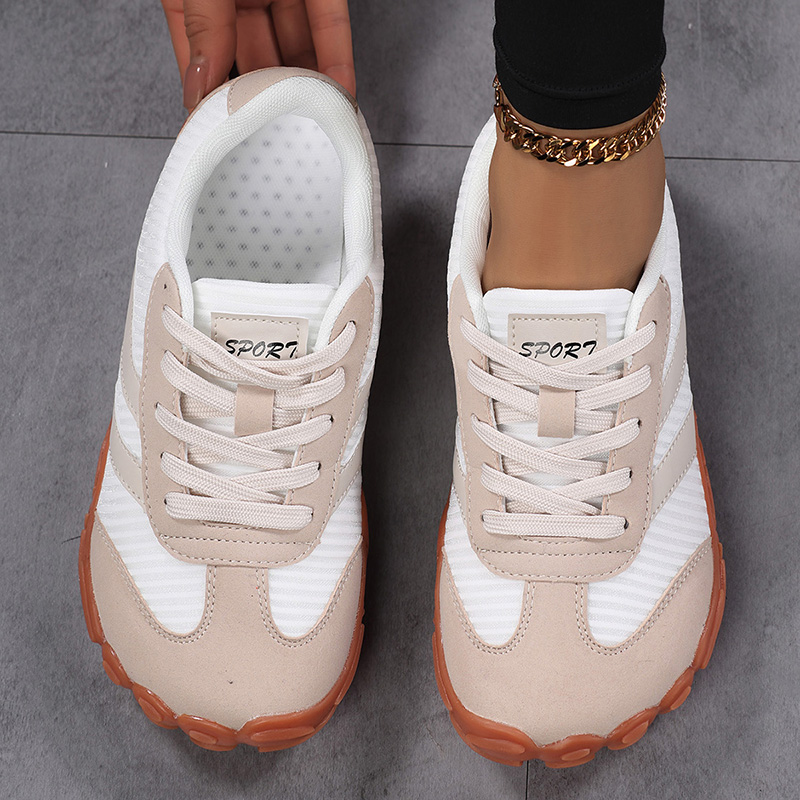 Chaussures de randonnée pieds  - Sneaker Case avis et prix